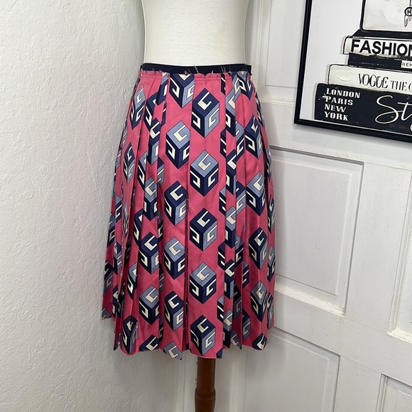 NWF Gucci Pink Geometric Pleated Midi Skirt Size 38/2US - Picture 1 of 13